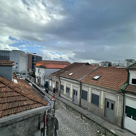 Station & Porto
