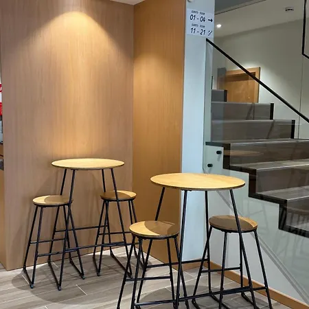 Hostel Station &