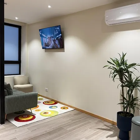 Station & ホステル